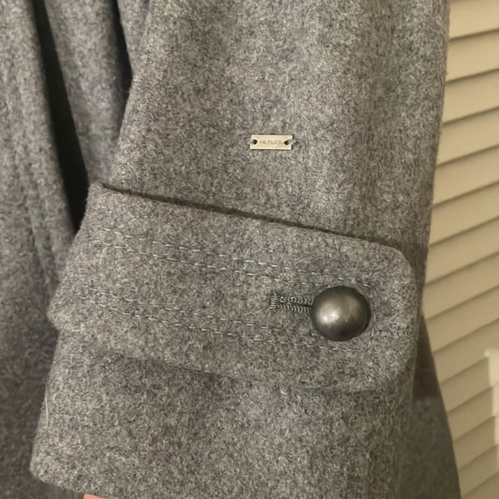 Great Condition - Gray Tommy Hilfiger Pea Coat - Size 6 - Picture 3 of 4